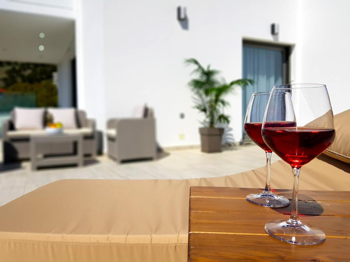 ArtNest Luxury Hotel&Suites Saranda Extérieur photo