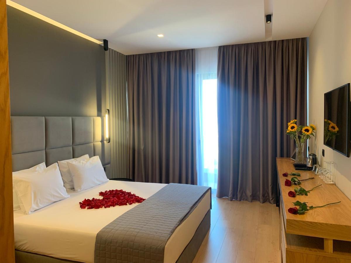 ArtNest Luxury Hotel&Suites Saranda Extérieur photo
