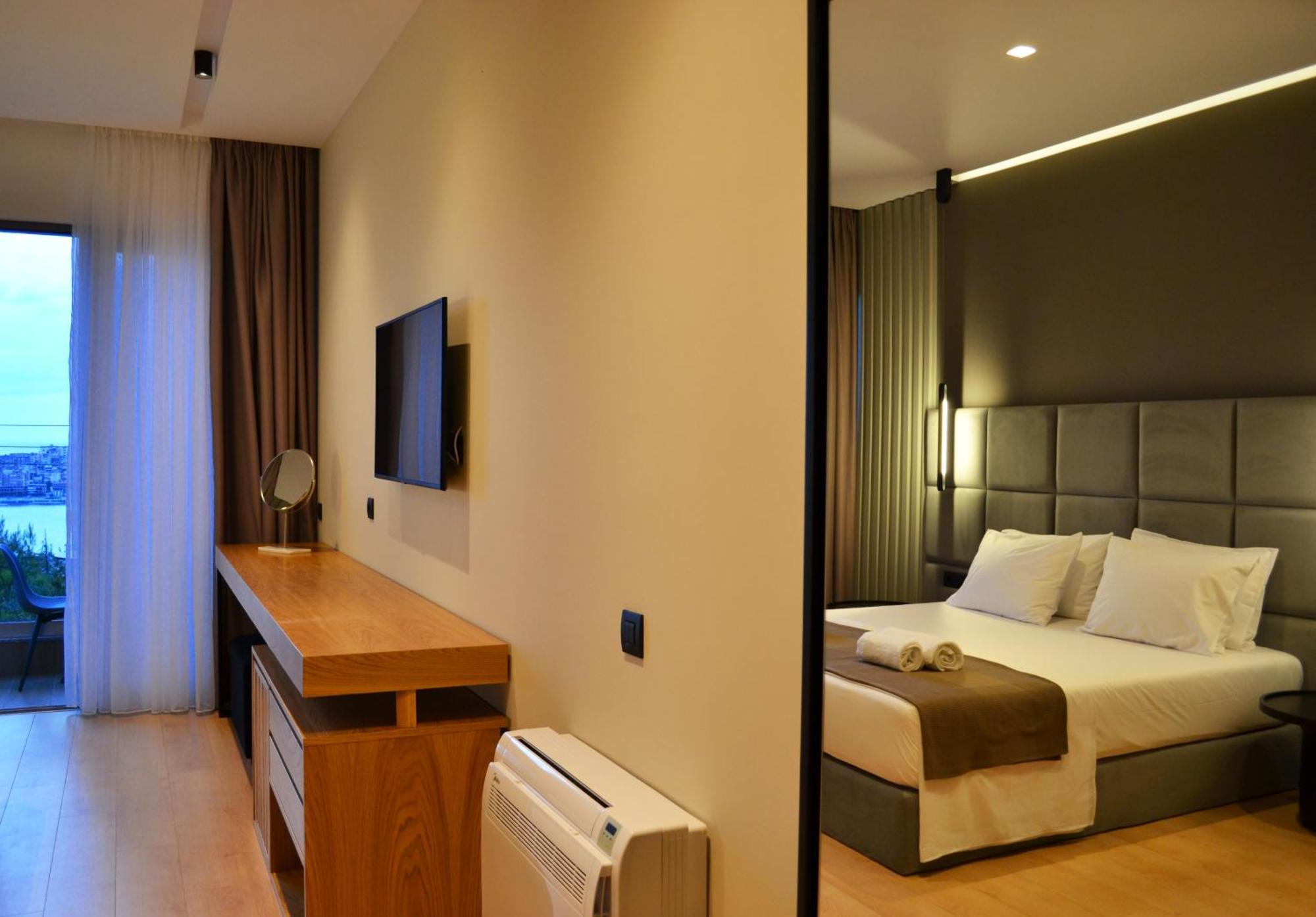 ArtNest Luxury Hotel&Suites Saranda Chambre photo