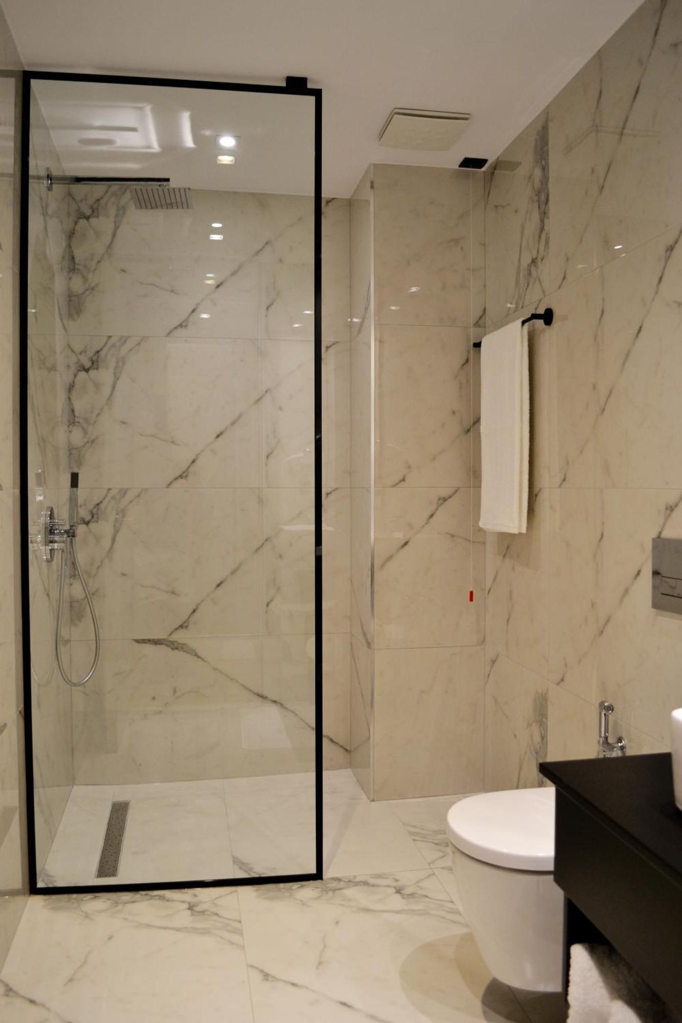 ArtNest Luxury Hotel&Suites Saranda Chambre photo