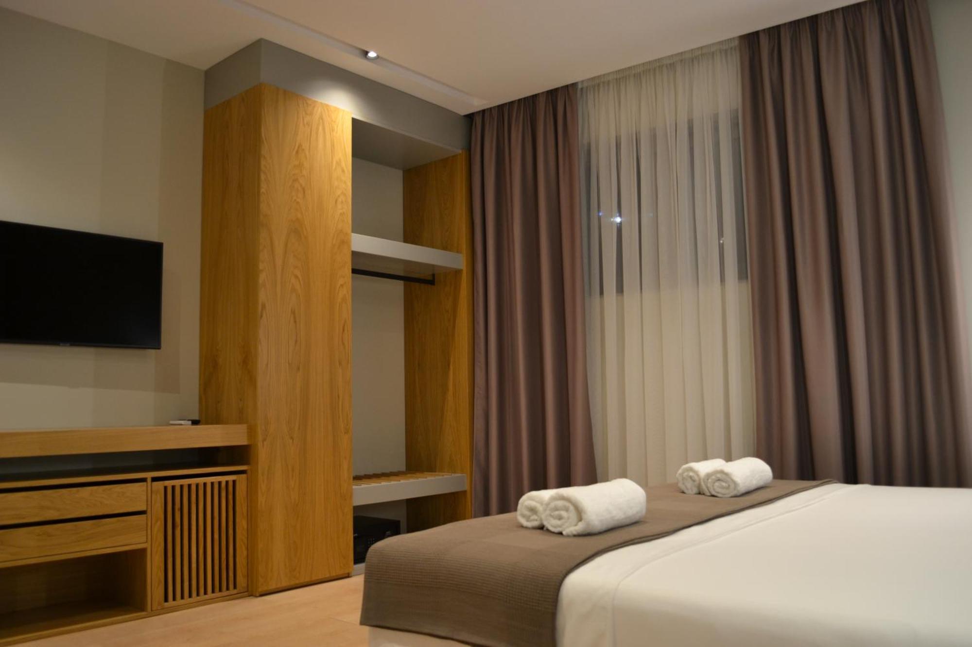 ArtNest Luxury Hotel&Suites Saranda Chambre photo