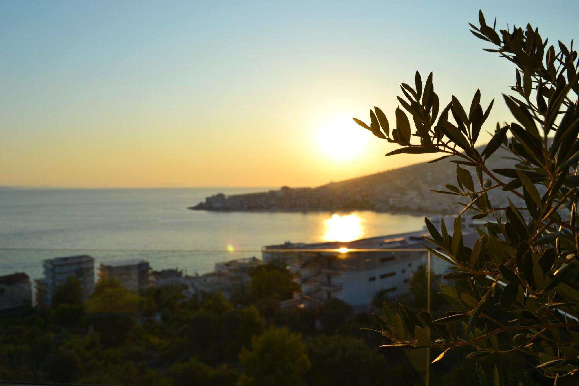 ArtNest Luxury Hotel&Suites Saranda Chambre photo